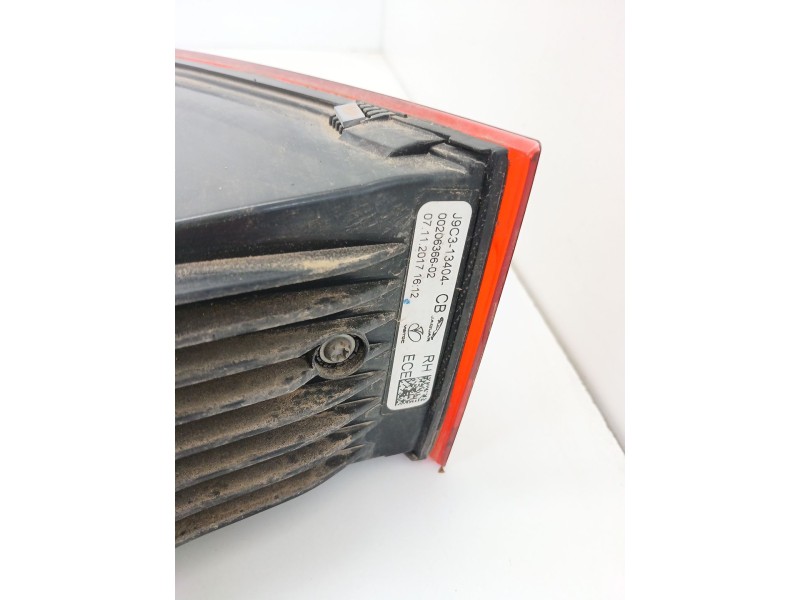 Recambio de piloto trasero derecho para jaguar e-pace (x540) 2.0 d180 awd referencia OEM IAM J9C313404  
							