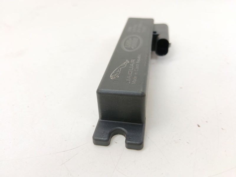 Recambio de antena para jaguar e-pace (x540) 2.0 d180 awd referencia OEM IAM JPLA15K603AB  
							