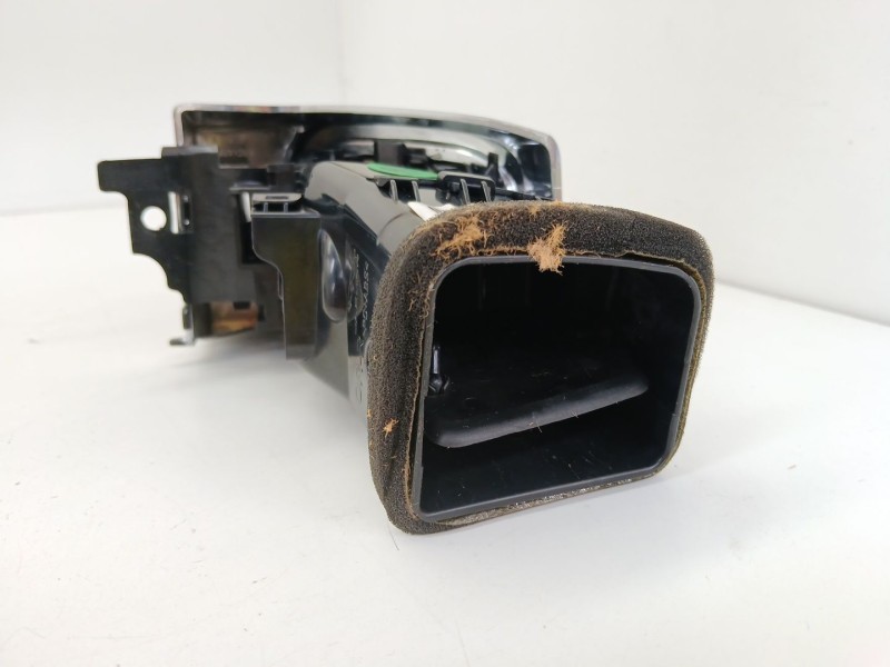 Recambio de rejilla aireadora para jaguar e-pace (x540) 2.0 d180 awd referencia OEM IAM J9C3018B08AC  
							
