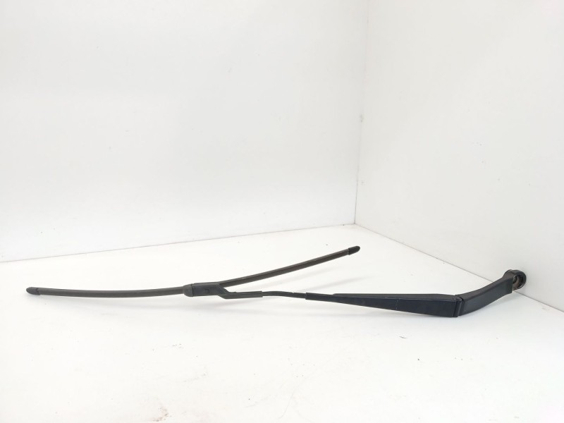 Recambio de brazo limpia delantero izquierdo para jaguar e-pace (x540) 2.0 d180 awd referencia OEM IAM   