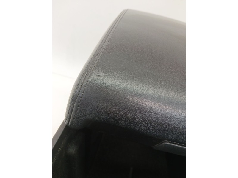 Recambio de apoyabrazos central para jaguar e-pace (x540) 2.0 d180 awd referencia OEM IAM   
							