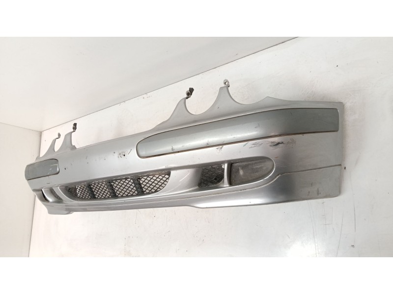 Recambio de paragolpes delantero para mercedes-benz clase e (w210) e 220 cdi (210.006) referencia OEM IAM   