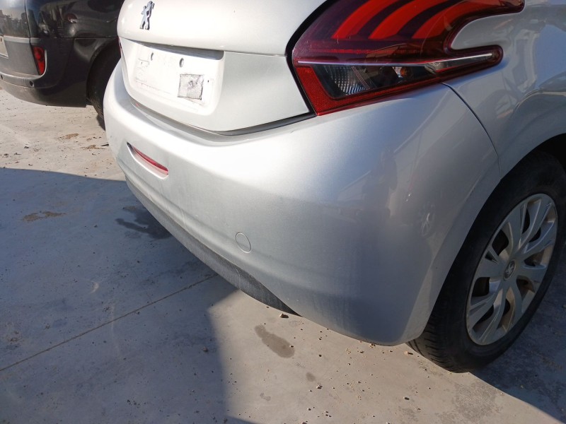 Recambio de paragolpes trasero para peugeot 208 i (ca_, cc_) 1.2 puretech 82 referencia OEM IAM   