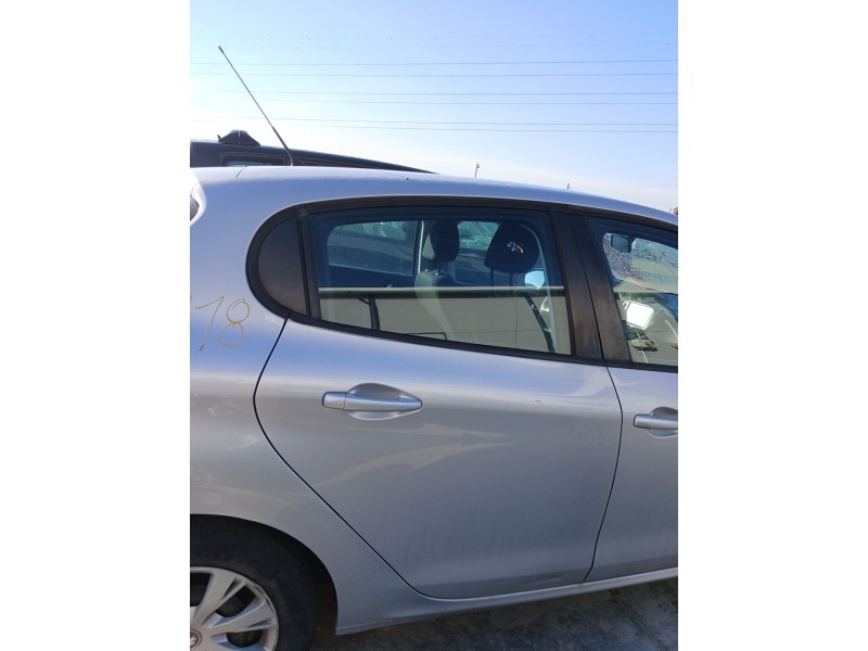 Recambio de puerta trasera derecha para peugeot 208 i (ca_, cc_) 1.2 puretech 82 referencia OEM IAM   