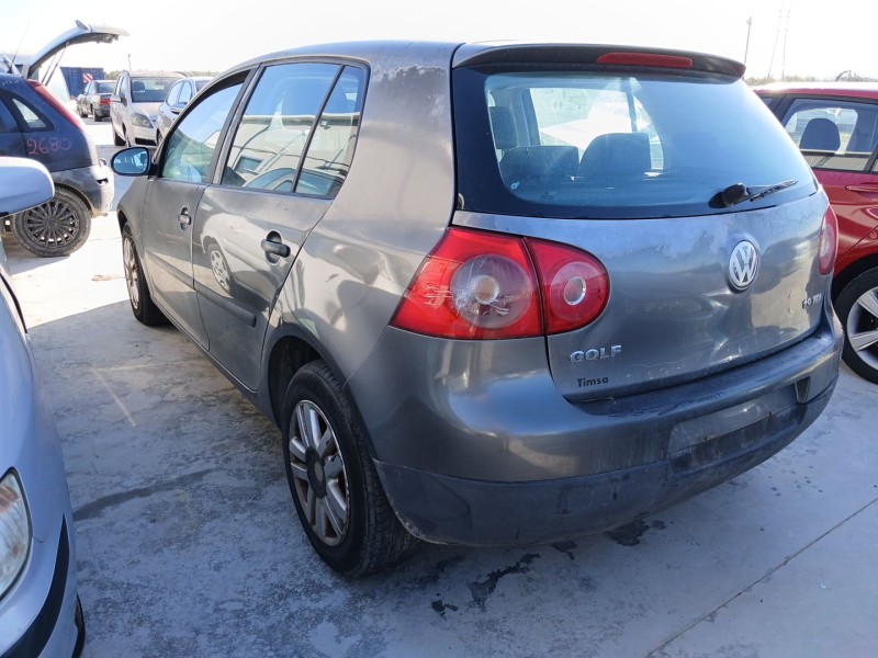 volkswagen golf v (1k1) del año 2026
							