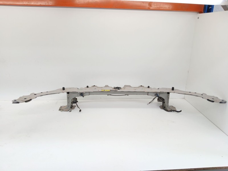 Recambio de travesaño superior para jaguar e-pace (x540) 2.0 d180 awd referencia OEM IAM GJ3219B671  