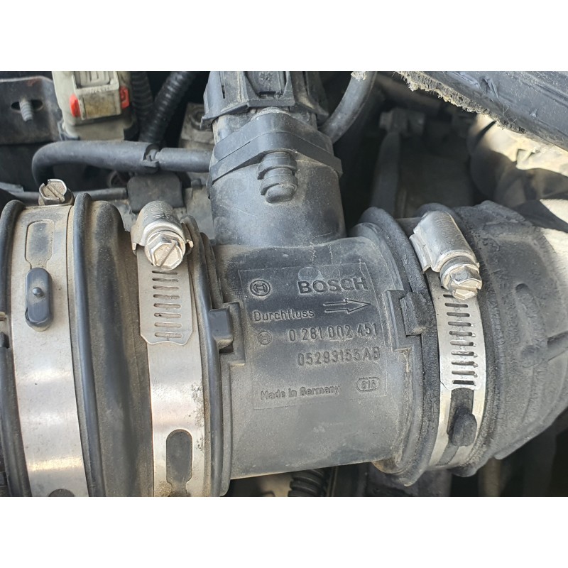 Recambio de caudalimetro para chrysler voyager (rg) 2.5 crd cat referencia OEM IAM 05299155AB  