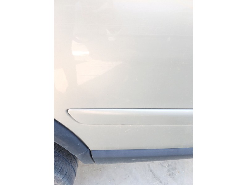 Recambio de puerta trasera derecha para volvo v70 ii (285) d5 awd referencia OEM IAM   
							