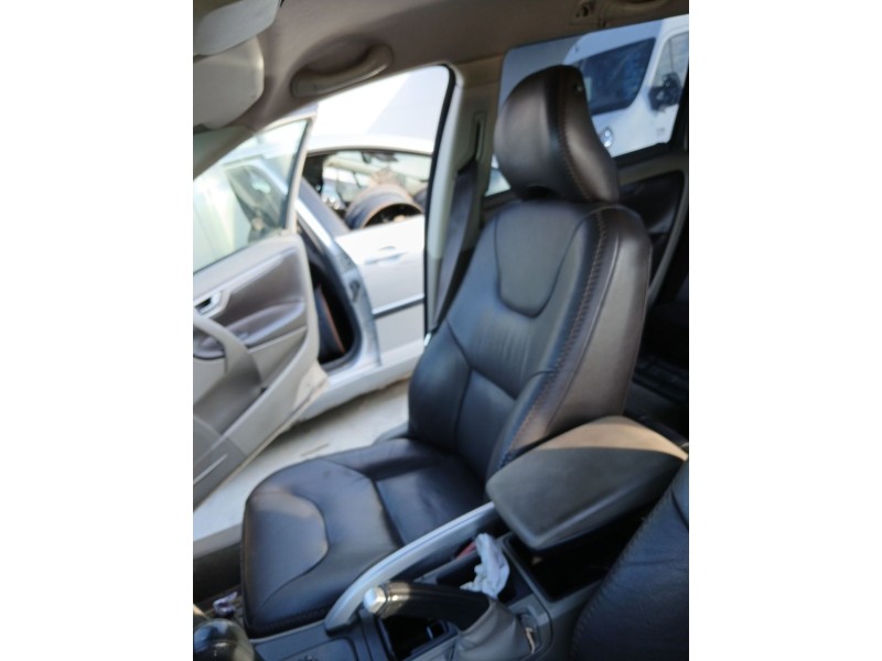 Recambio de asiento delantero derecho para volvo v70 ii (285) d5 awd referencia OEM IAM   
							