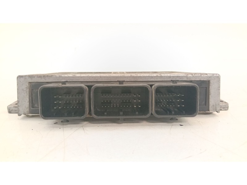 Recambio de centralita motor uce para peugeot 206 hatchback (2a/c) 1.4 i referencia OEM IAM 9656972580  
							