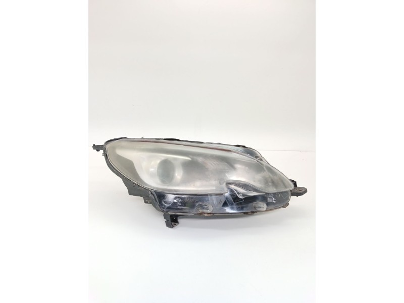 Recambio de faro izquierdo para peugeot 2008 i (cu_) 1.2 vti referencia OEM IAM 9825313980  
							