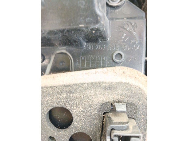 Recambio de piloto trasero derecho para peugeot 2008 i (cu_) 1.2 vti referencia OEM IAM 9826730380  