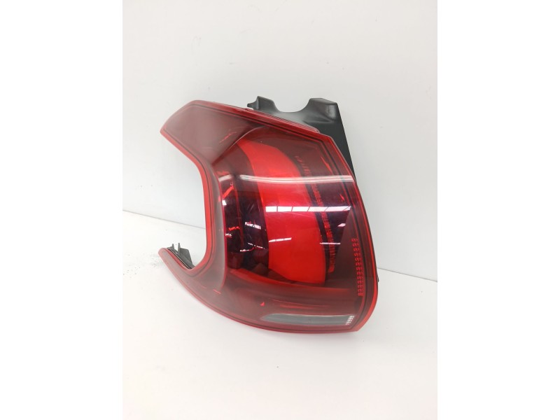 Recambio de piloto trasero izquierdo para peugeot 2008 i (cu_) 1.2 vti referencia OEM IAM 9826730480  
							
