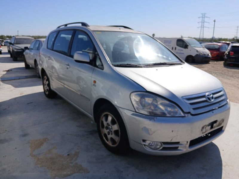 toyota avensis (_t22_) del año 2001
							