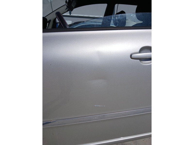 Recambio de puerta delantera izquierda para toyota avensis (_t22_) 2.0 d-4d (cdt220) referencia OEM IAM   