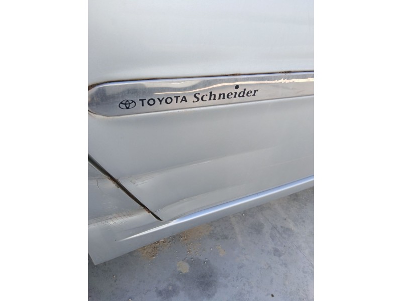 Recambio de puerta trasera derecha para toyota avensis (_t22_) 2.0 d-4d (cdt220) referencia OEM IAM   
							