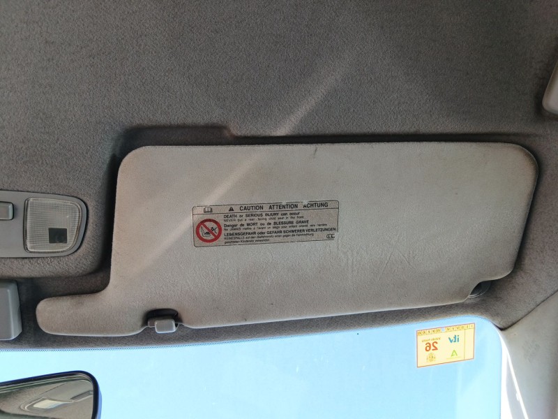 Recambio de parasol derecho para toyota avensis (_t22_) 2.0 d-4d (cdt220) referencia OEM IAM   