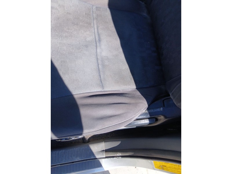 Recambio de asiento delantero izquierdo para toyota avensis (_t22_) 2.0 d-4d (cdt220) referencia OEM IAM   
							