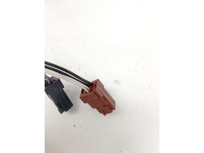 Recambio de retrovisor izquierdo para peugeot 2008 i (cu_) 1.2 vti referencia OEM IAM   