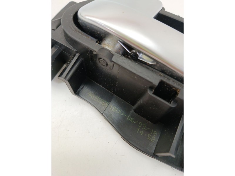 Recambio de maneta interior delantera izquierda para peugeot 2008 i (cu_) 1.2 vti referencia OEM IAM 96555518VV  
							