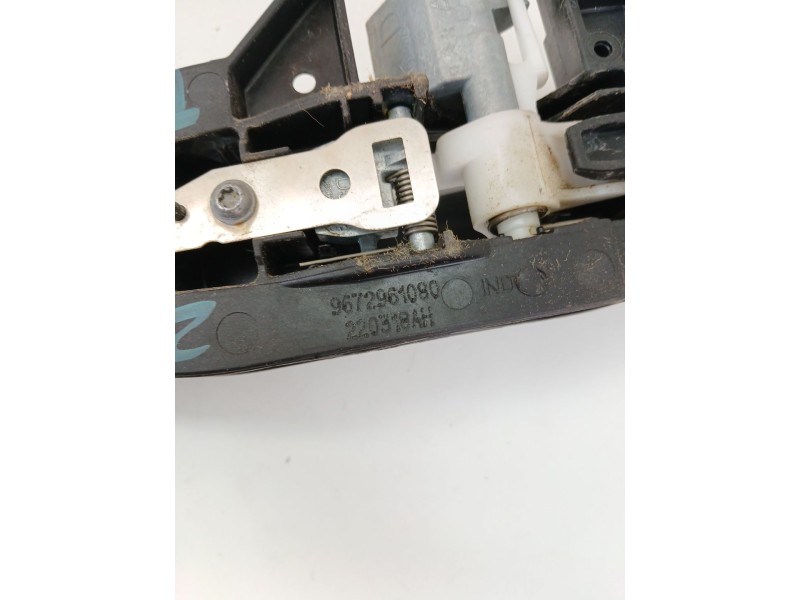 Recambio de maneta exterior trasera derecha para peugeot 2008 i (cu_) 1.2 vti referencia OEM IAM 9672961080  
							