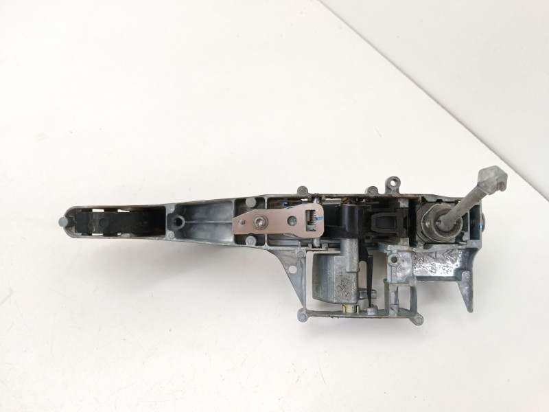 Recambio de maneta exterior delantera izquierda para peugeot 2008 i (cu_) 1.2 vti referencia OEM IAM 9680168680  
