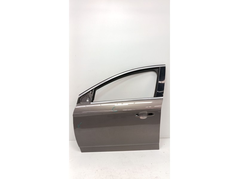 Recambio de puerta delantera izquierda para ford mondeo ber. (ca2) 2.0 tdci cat referencia OEM IAM   