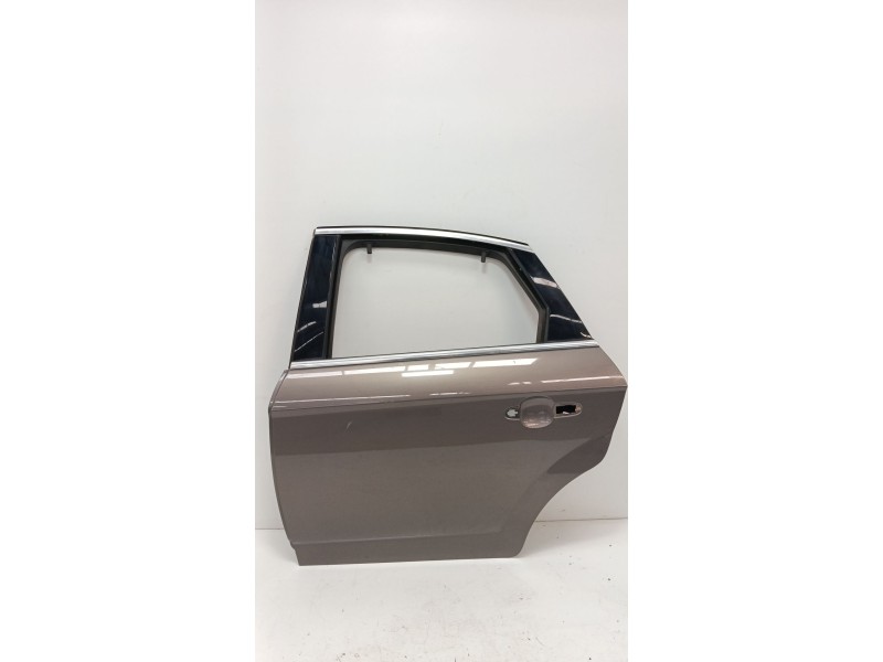 Recambio de puerta trasera izquierda para ford mondeo ber. (ca2) 2.0 tdci cat referencia OEM IAM   