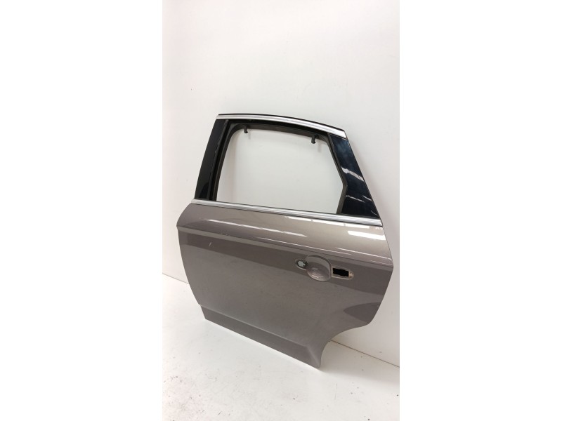 Recambio de puerta trasera izquierda para ford mondeo ber. (ca2) 2.0 tdci cat referencia OEM IAM   