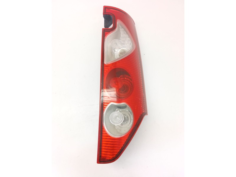 Recambio de piloto trasero derecho para renault kangoo express 1.5 dci referencia OEM IAM 8200419945  