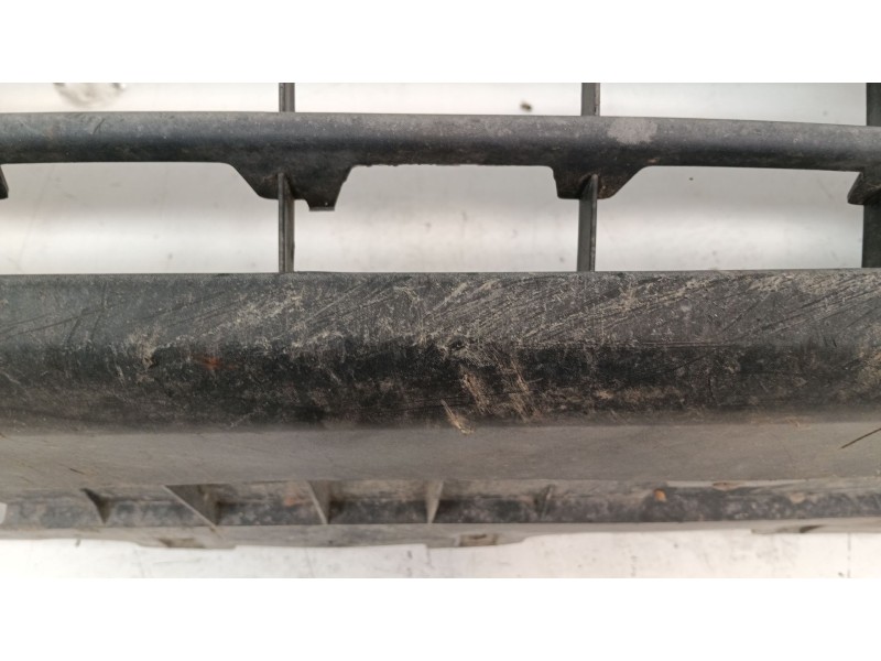 Recambio de paragolpes delantero para renault kangoo express 1.5 dci referencia OEM IAM   
							