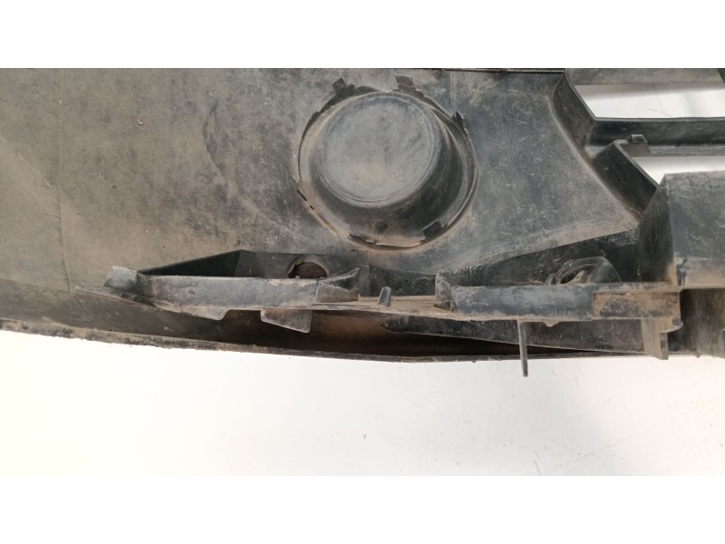 Recambio de paragolpes delantero para renault kangoo express 1.5 dci referencia OEM IAM   
							