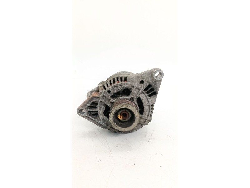 Recambio de alternador para nissan micra ii (k11) 1.0 i 16v referencia OEM IAM 231005F600  
							