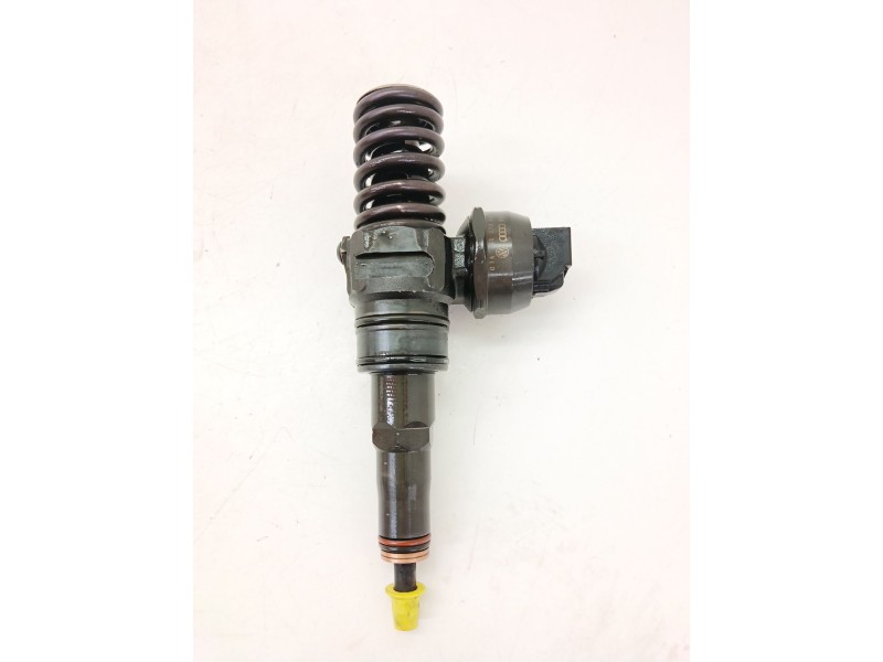 Recambio de inyector para seat cordoba (6l2) 1.9 tdi referencia OEM IAM 038130073AJ  