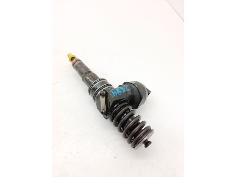 Recambio de inyector para seat cordoba (6l2) 1.9 tdi referencia OEM IAM 038130073AJ  