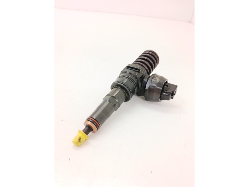 Recambio de inyector para seat cordoba (6l2) 1.9 tdi referencia OEM IAM 038130073AJ  