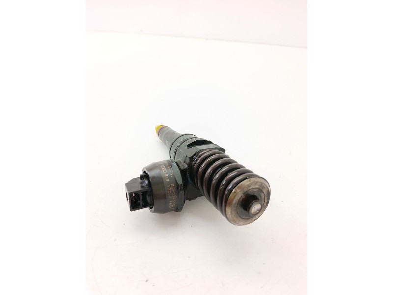 Recambio de inyector para seat cordoba (6l2) 1.9 tdi referencia OEM IAM 038130073AJ  
							