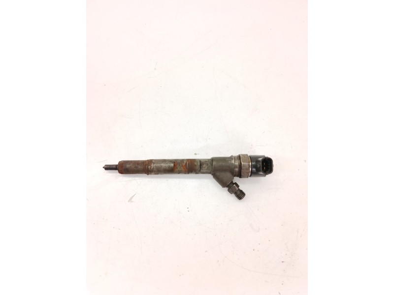 Recambio de inyector para chrysler voyager iv (rg, rs) 2.5 crd referencia OEM IAM 0445110059  
							