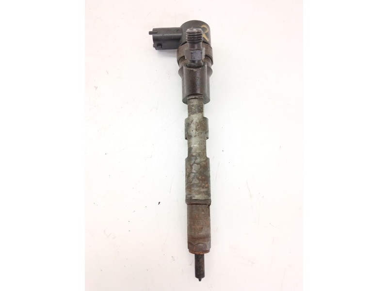 Recambio de inyector para chrysler voyager iv (rg, rs) 2.5 crd referencia OEM IAM 0445110059  