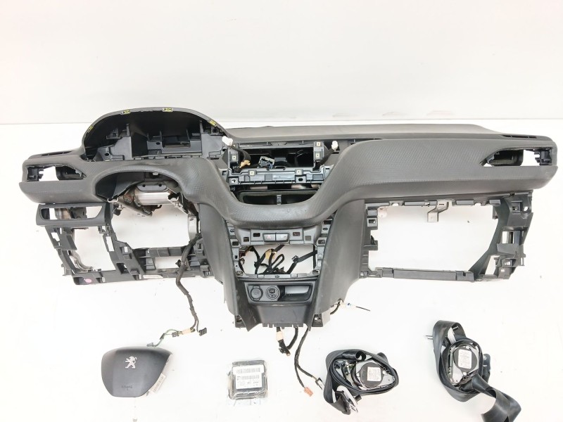 Recambio de kit airbag para peugeot 2008 i (cu_) 1.2 vti referencia OEM IAM   
