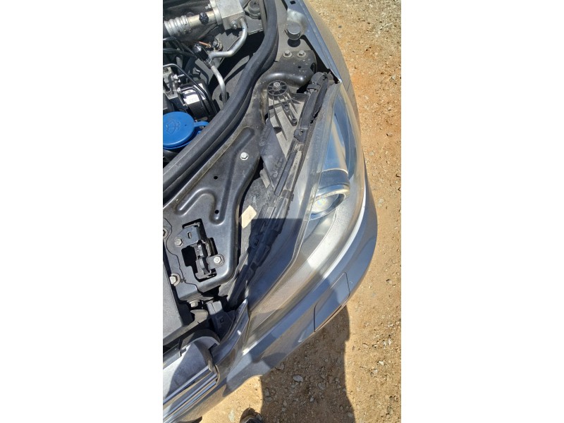 Recambio de faro izquierdo para mercedes-benz clase c (w204) c 180 cdi (204.000) referencia OEM IAM   
							