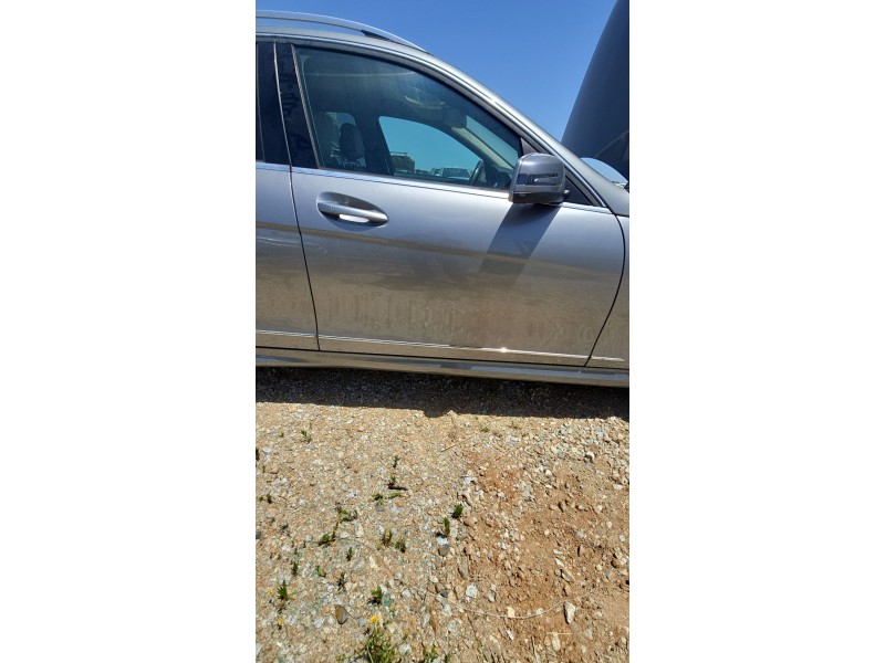 Recambio de puerta delantera derecha para mercedes-benz clase c (w204) c 180 cdi (204.000) referencia OEM IAM   
							