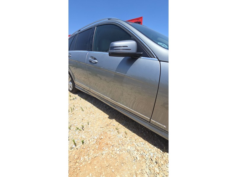 Recambio de puerta delantera derecha para mercedes-benz clase c (w204) c 180 cdi (204.000) referencia OEM IAM   