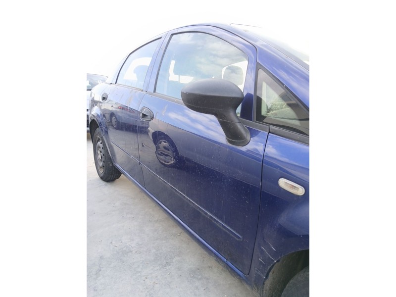 Recambio de puerta delantera derecha para fiat linea (323_, 110_) 1.3 d multijet (323axb11, 323axb1a) referencia OEM IAM   
							