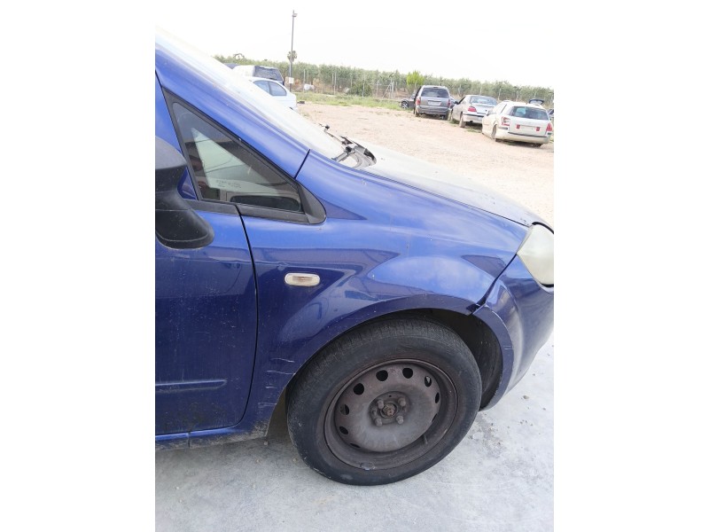 Recambio de aleta delantera derecha para fiat linea (323_, 110_) 1.3 d multijet (323axb11, 323axb1a) referencia OEM IAM   