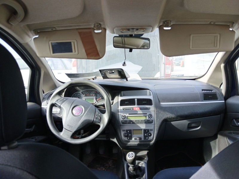 fiat linea (323_, 110_) del año 2010