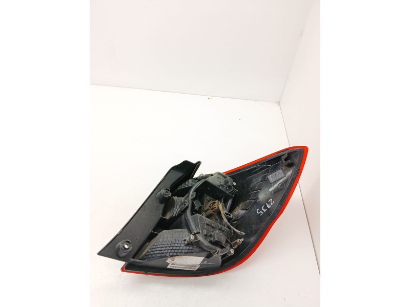 Recambio de piloto trasero izquierdo para ford ka+ iii (uk, fk) 1.2 referencia OEM IAM J7BB13405AC  
							