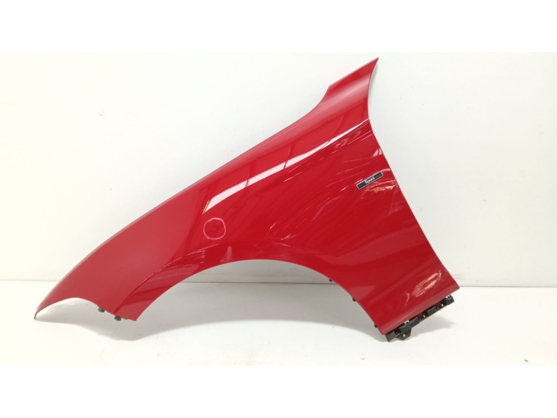 Recambio de aleta delantera izquierda para bmw 1 (f20) 116 d referencia OEM IAM   