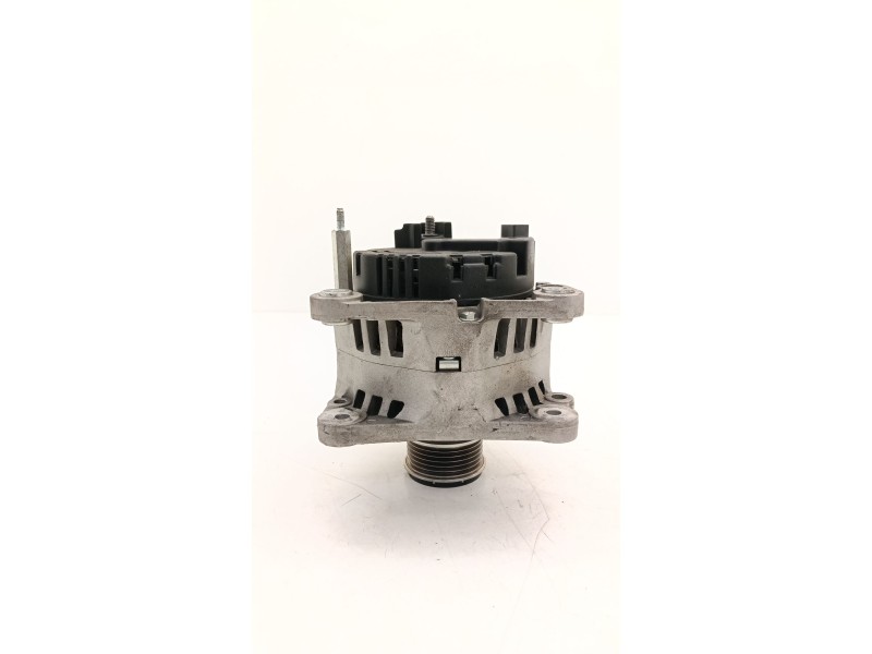 Recambio de alternador para seat ibiza iii (6l1) 1.9 sdi referencia OEM IAM 215720.1  