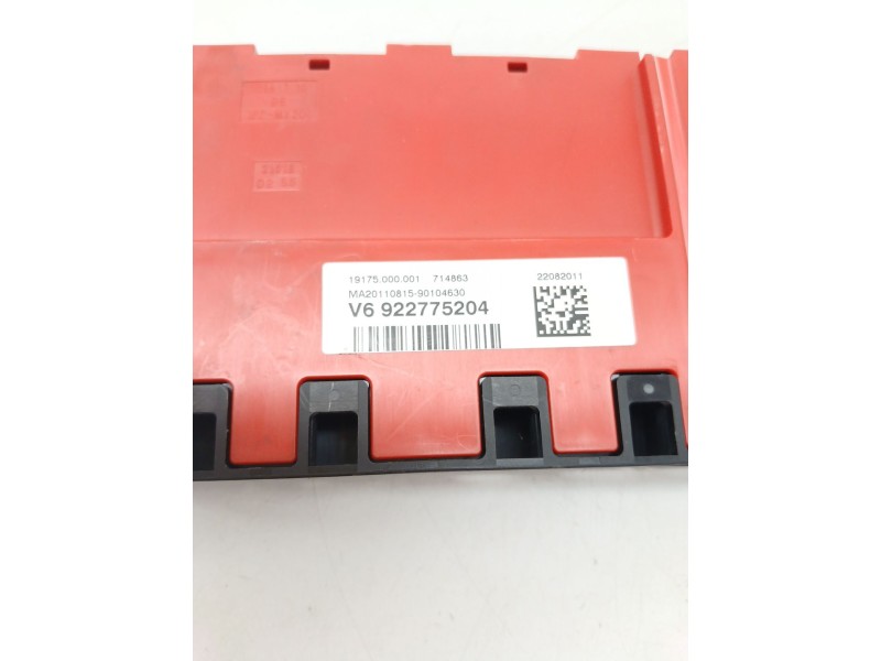 Recambio de caja reles / fusibles para bmw 1 (f20) 116 d referencia OEM IAM 922775204  